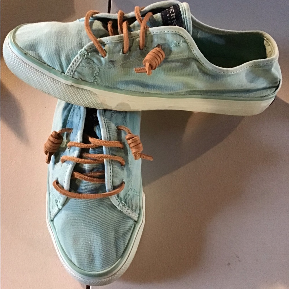 Baby blue Sperry slip on